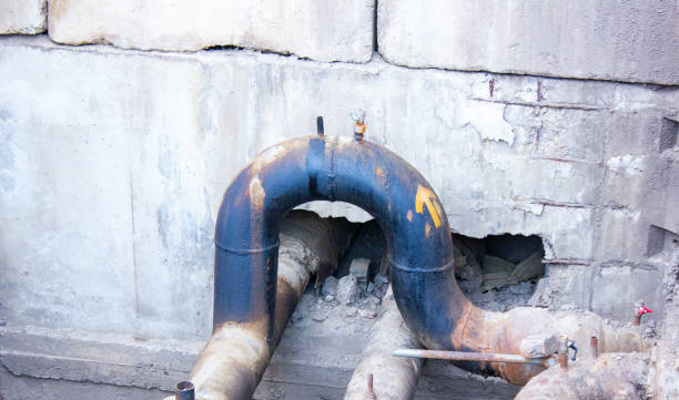 Best Water damage restoration specialists  in Bay St Louis, MS
